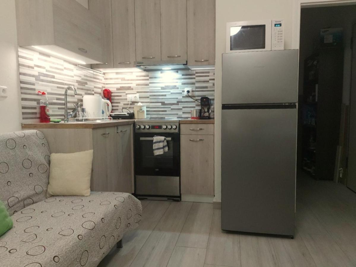 Cozy 4Th Floor Apartment In Chania Center Chrissi Akti Chania Exterior foto