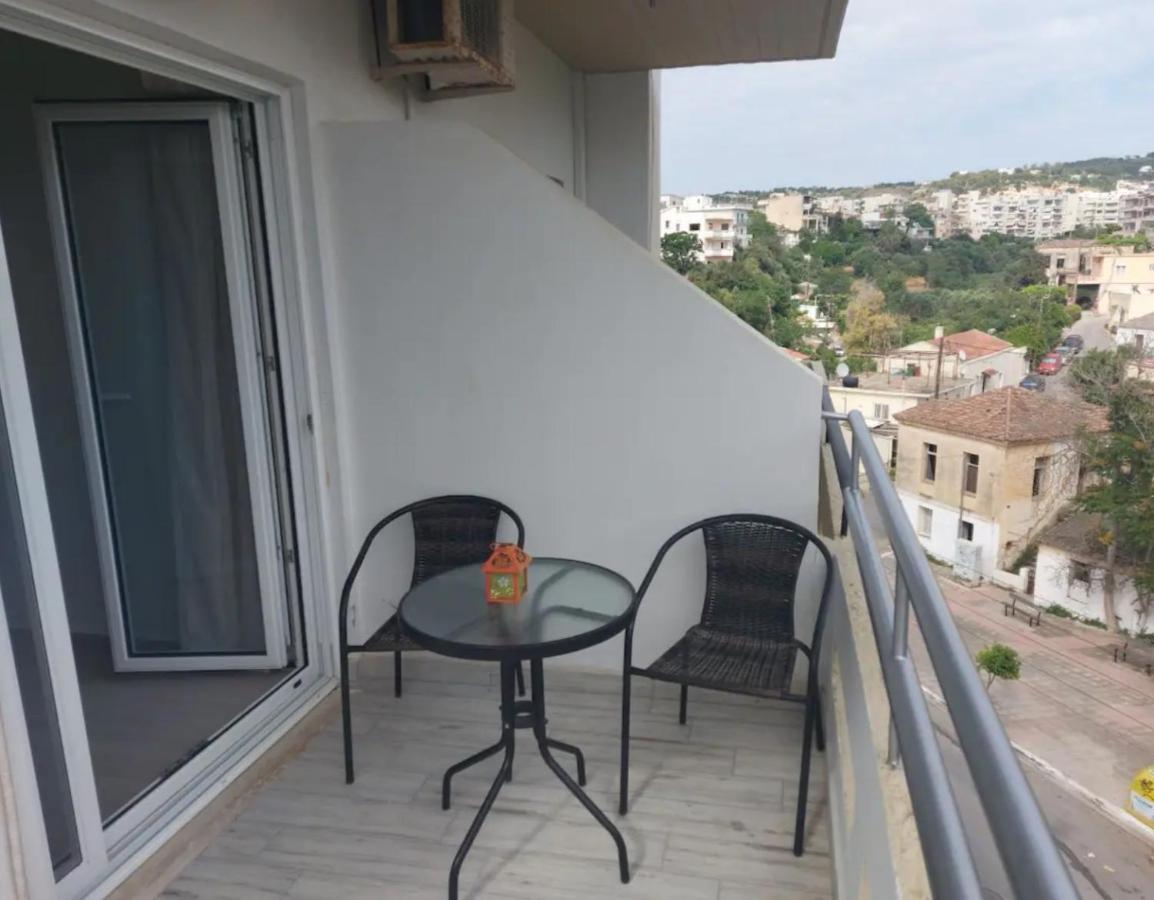 Cozy 4Th Floor Apartment In Chania Center Chrissi Akti Chania Exterior foto